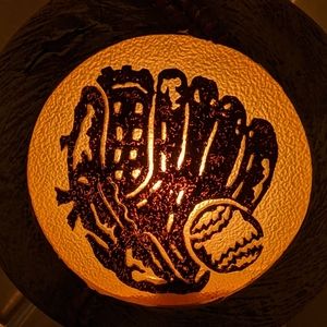 Vintage Baseball Nightlight in Excellent Condition